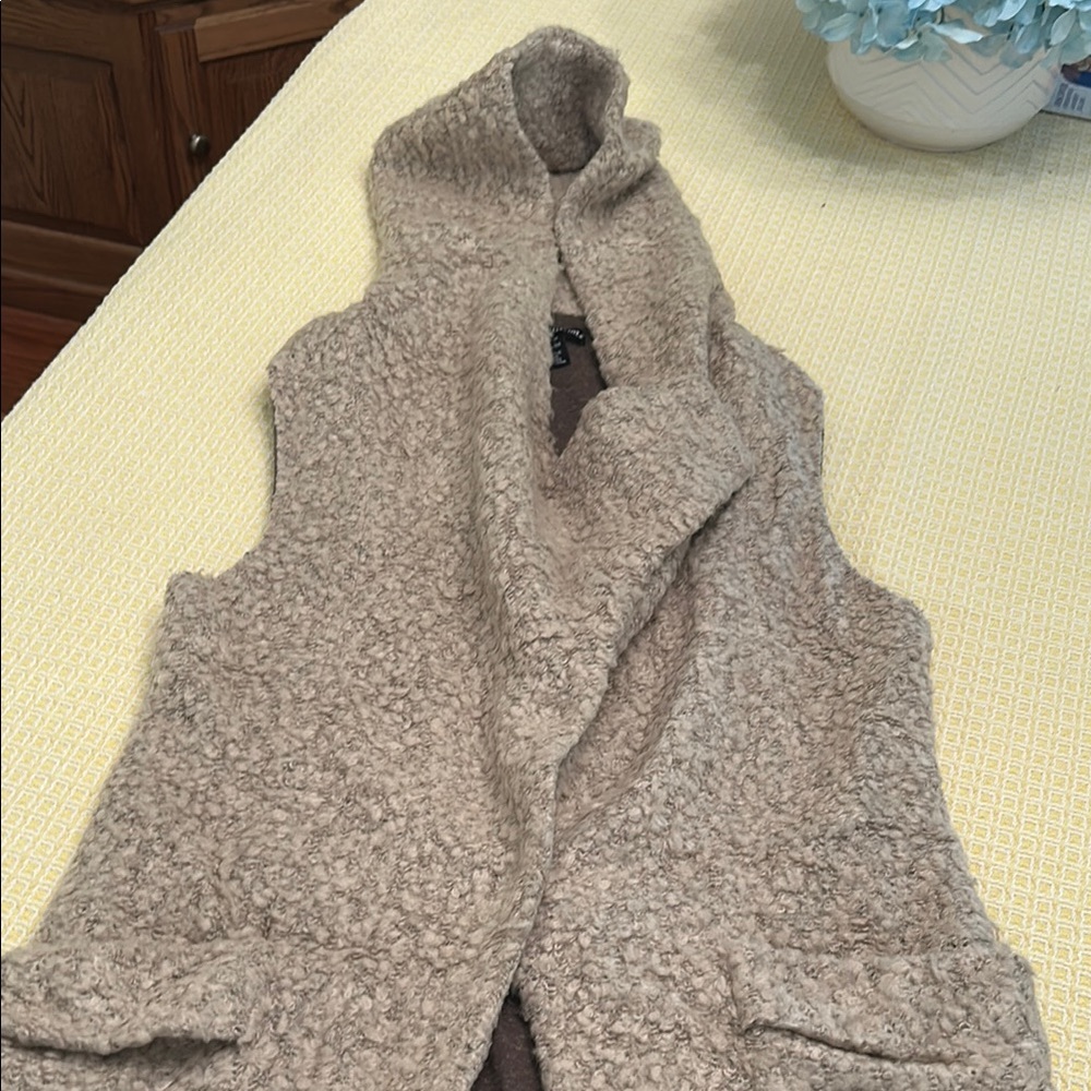 Miss Me Tan Teddy Jacket Sleeveless Sherpa vest medium